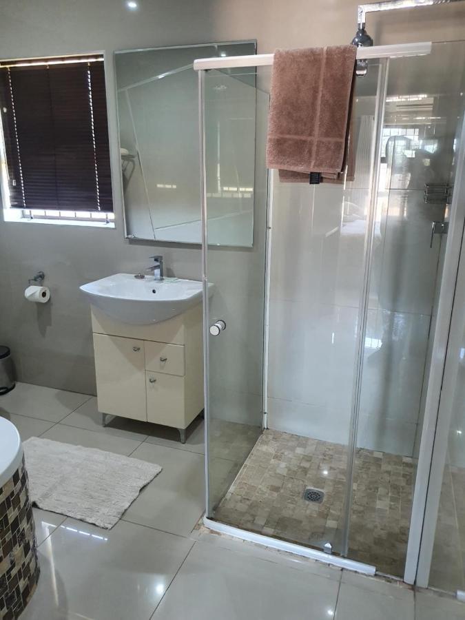 Mi Casa Guest House Uitenhage المظهر الخارجي الصورة