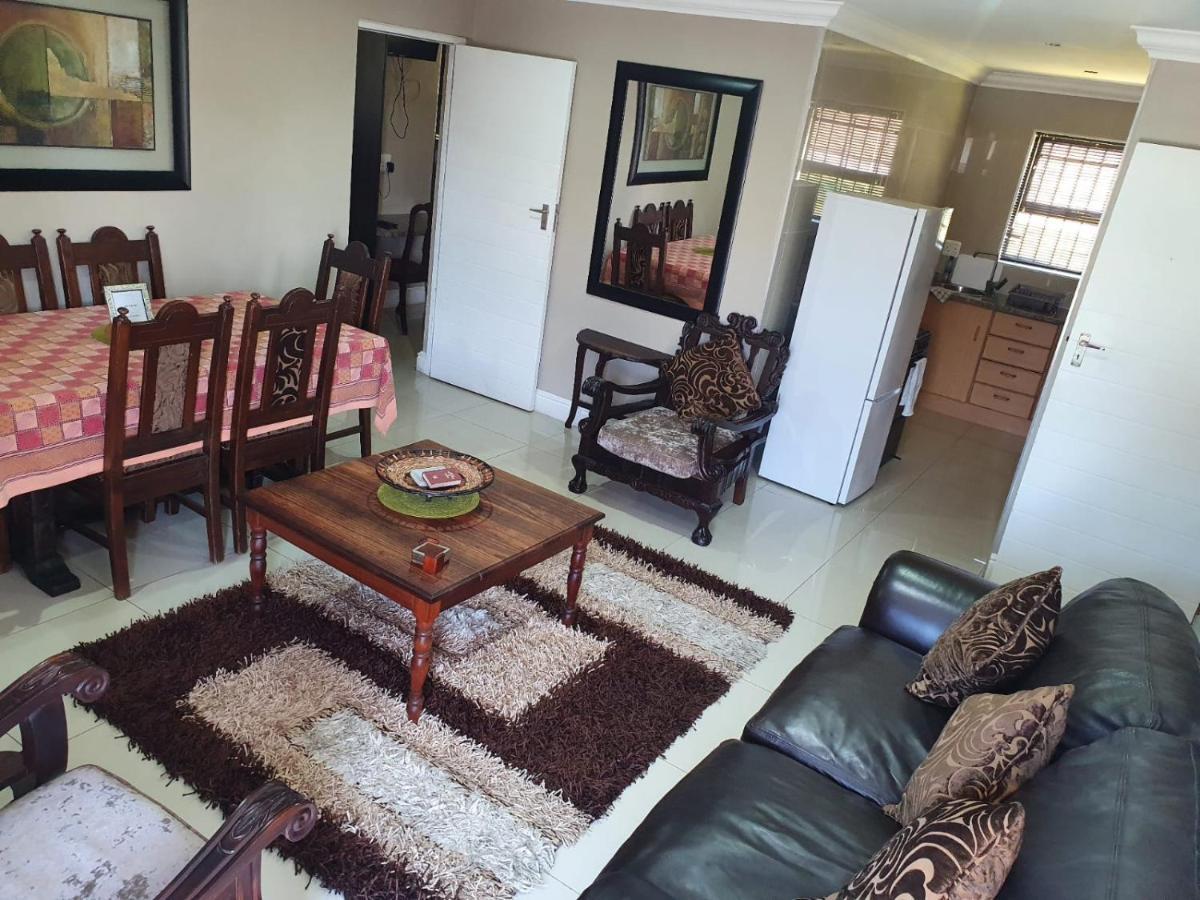 Mi Casa Guest House Uitenhage المظهر الخارجي الصورة