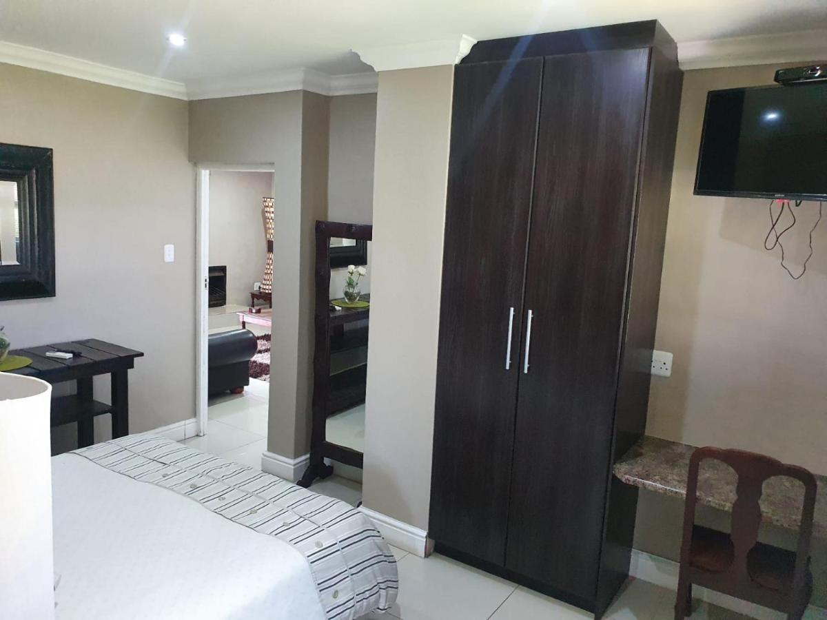 Mi Casa Guest House Uitenhage المظهر الخارجي الصورة