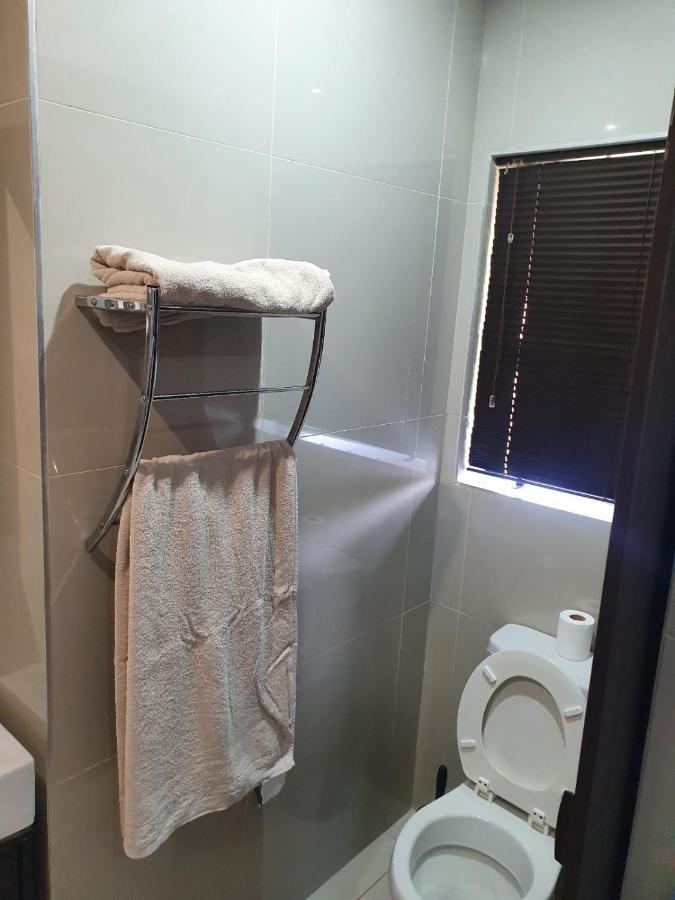 Mi Casa Guest House Uitenhage المظهر الخارجي الصورة