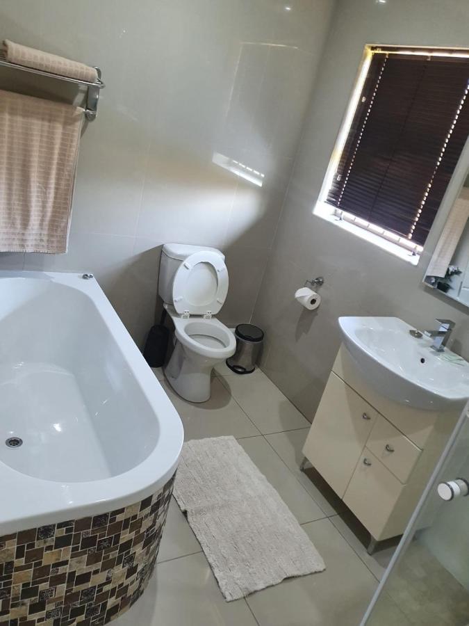 Mi Casa Guest House Uitenhage المظهر الخارجي الصورة